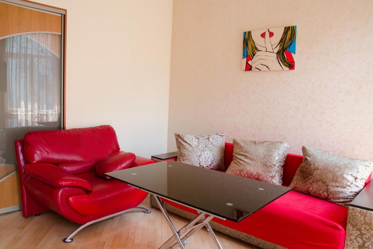 Svobody Avenue Apartment Lviv Luaran gambar
