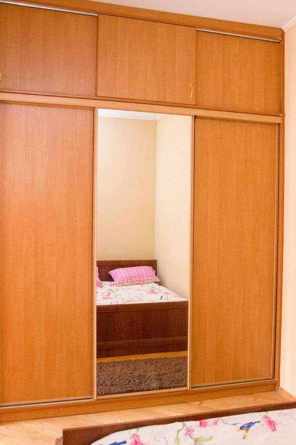 Svobody Avenue Apartment Lviv Luaran gambar