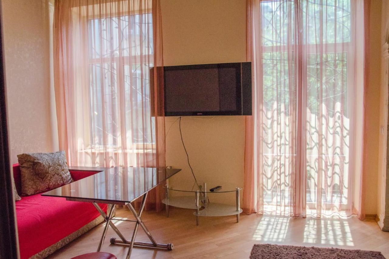 Svobody Avenue Apartment Lviv Luaran gambar